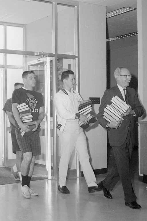 Juniata College book move in 1963