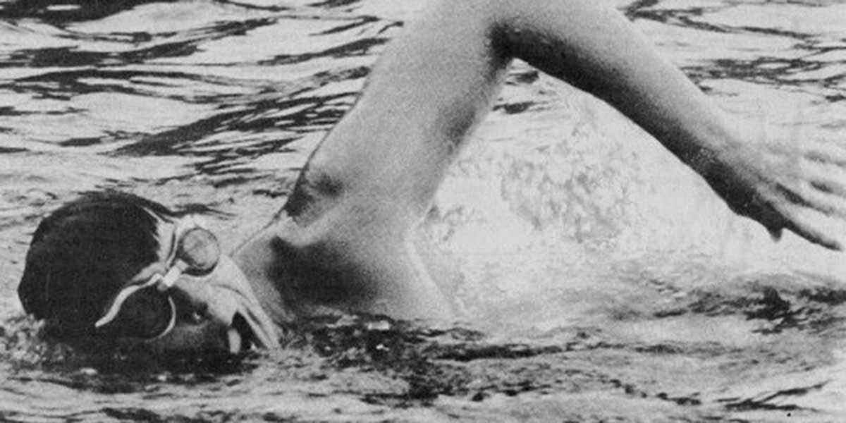 Andrew Murray swims Raystown Lake