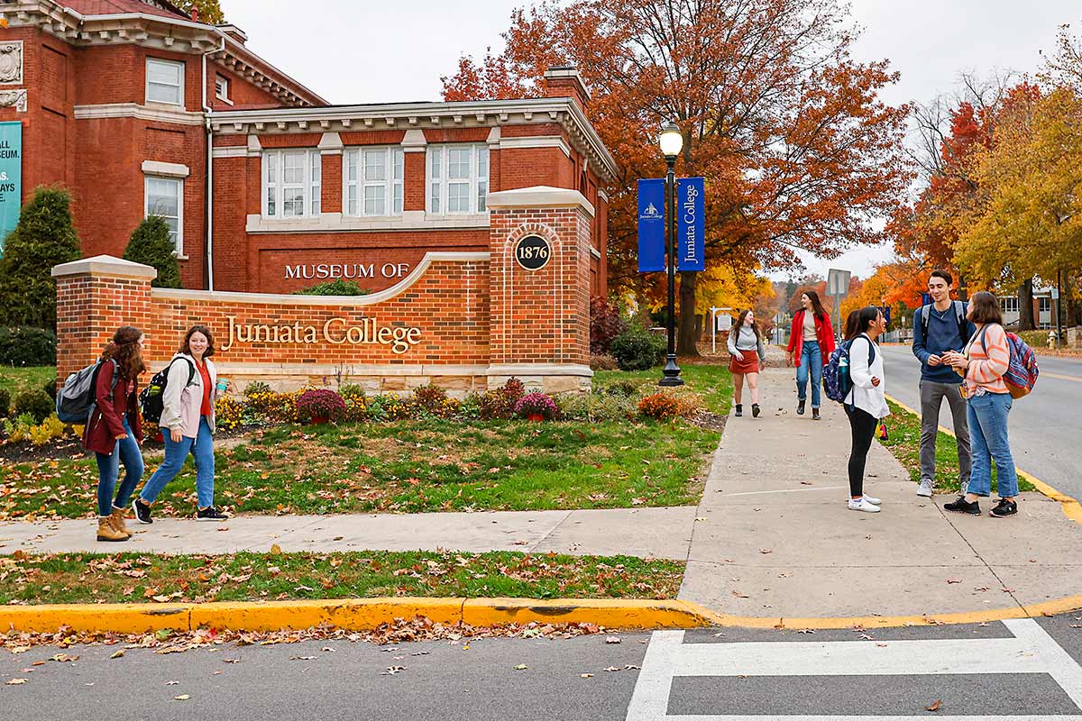 photo of Juniata entrance