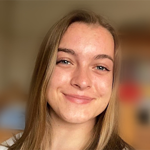 Kara Mette '24 portrait