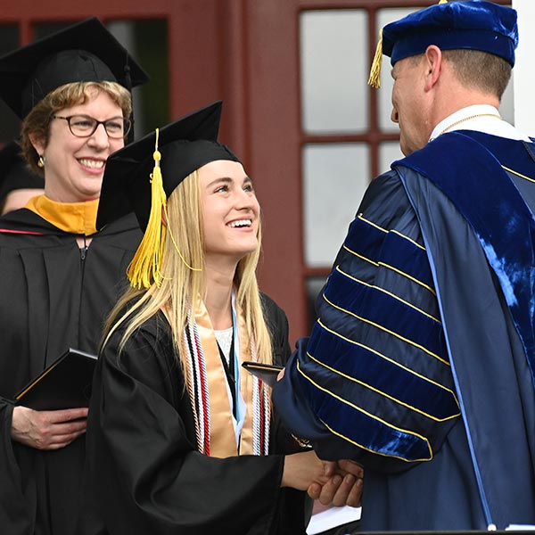 commencement 2022 photo