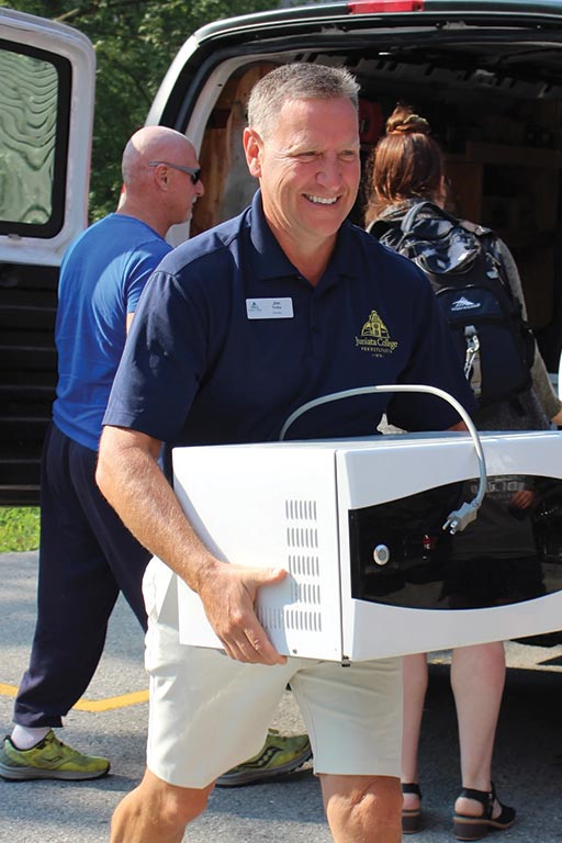 photo of President Troha during move in