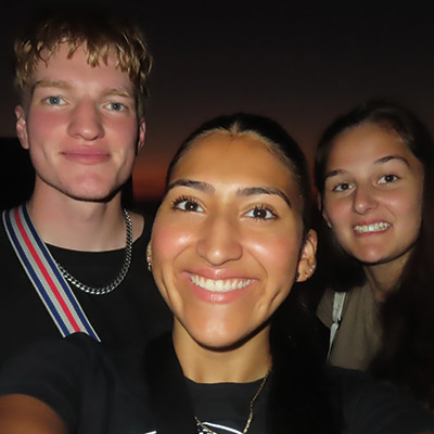 photo of students on trip to Japan