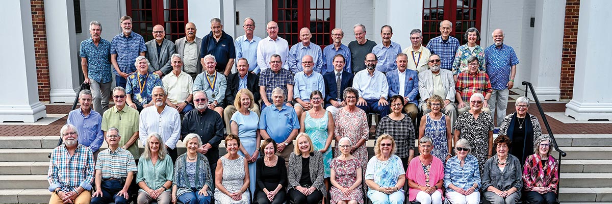 class of 1975 group photo