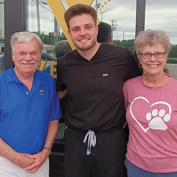 photo of Thomas R. Kepple, president emeritus, and his wife Pat