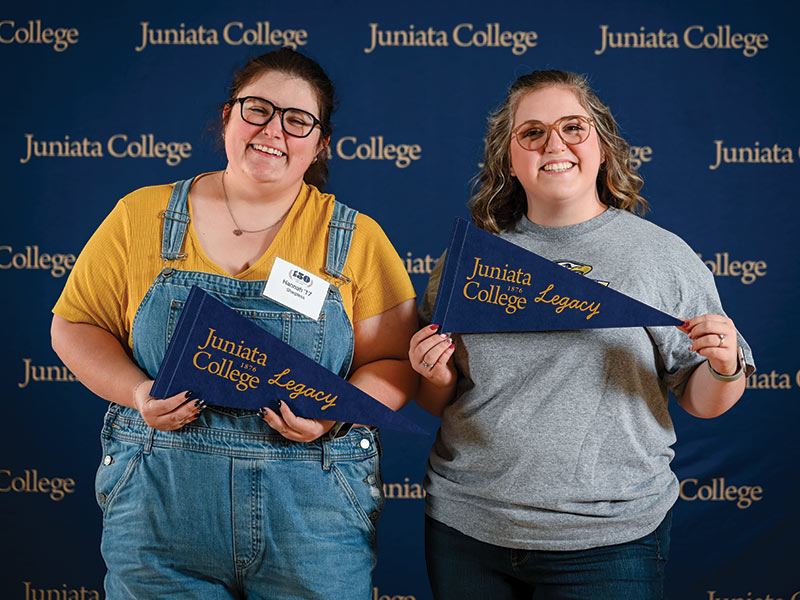 photo of Legacy families gathered for Juniata’s Legacy Lunch