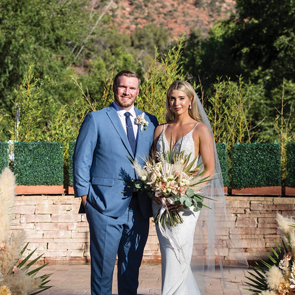 photo of Alexandra K. (Vogatsky) Pannebaker ’15 and Kyle M. Pannebaker ’16