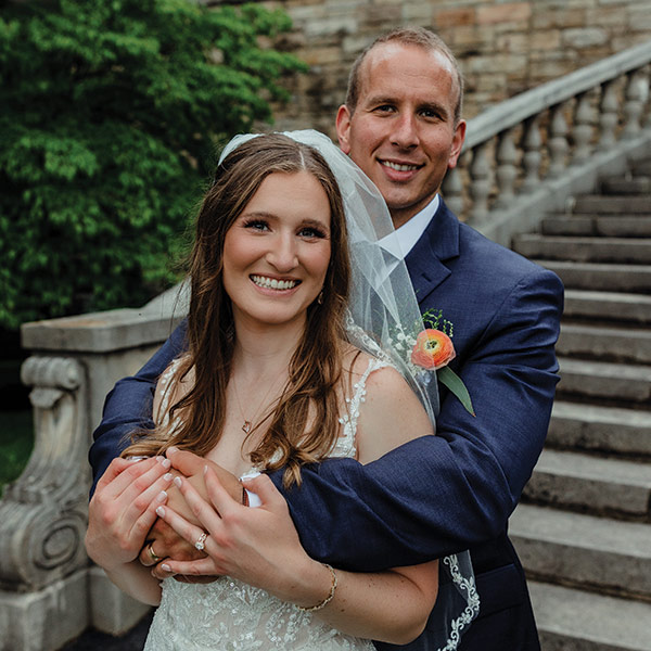 photo of Amber P. (Boring) Hoover ’18 and Matthew Hoover