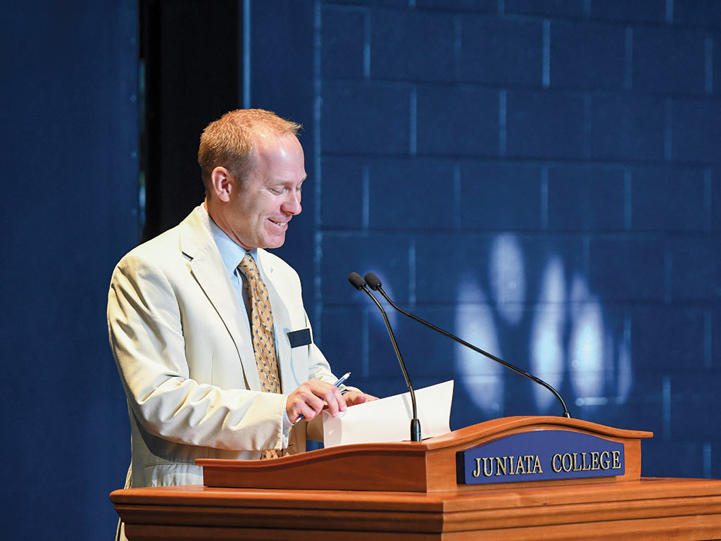 Jim Watt speaks at the Milestone Breakfast