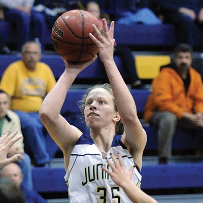 photo of Kate McDonald ’14