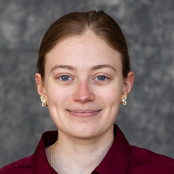 Emma Burry ’24 portrait