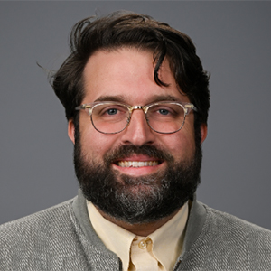 Portrait of Robb Lauzon